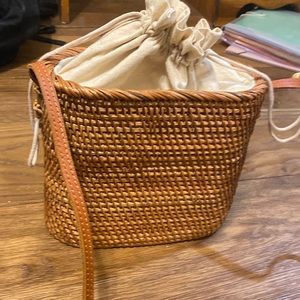 Wicker purse with strings